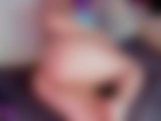 mia-bloom's Live Sex Cam Show