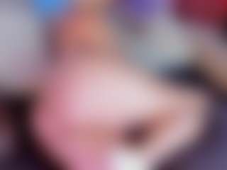 mia-bloom MILF webcam performer live streaming