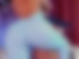 Live cam show with mia-bloom - Spanish MILF on Gym Cam Girls | colombia