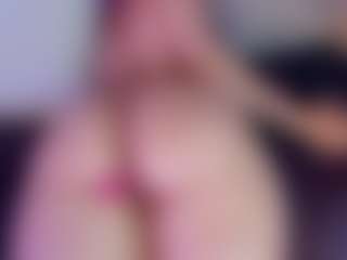 mia-bloom's Live Sex Cam Show