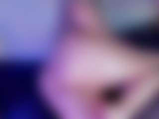 mia-bloom MILF webcam performer live streaming