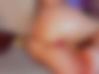 mia-bloom's Live Sex Cam Show