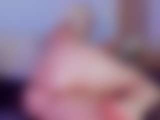 mia-bloom's Live Sex Cam Show
