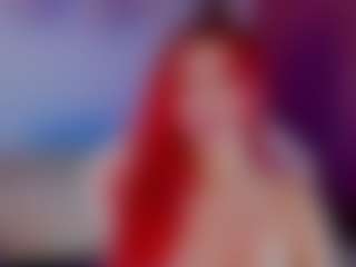 Live cam show with mia-bloom - Big Tits on TeamSkeetLive