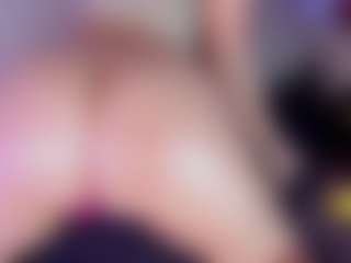 mia-bloom's Live Sex Cam Show