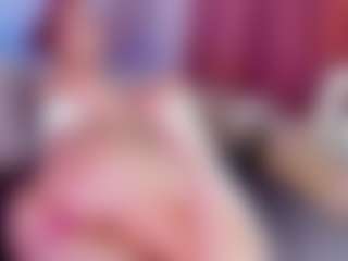Show en direct avec mia-bloom - Tease BBW sur Camsoda
