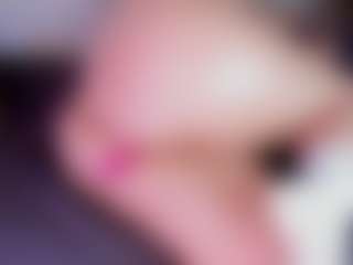 mia-bloom's Live Sex Cam Show