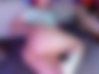 mia-bloom MILF webcam performer live streaming