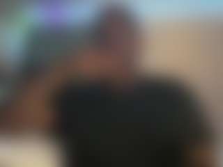 makeemcumallover's Live Sex Cam Show