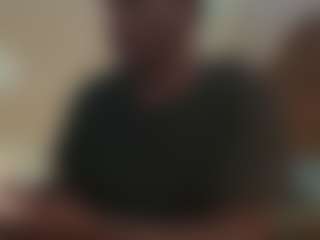makeemcumallover's Live Sex Cam Show