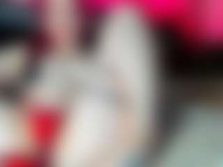 Live cam show with NIKKI AADAMS - Bedroom Red Hair on realtime-chat