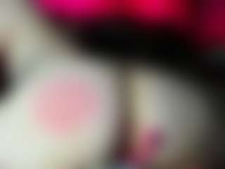 Live cam show with NIKKI AADAMS - Kinky on Fit Hotties