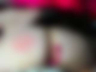 Live cam show with NIKKI AADAMS - Squirt Curvy on livesuperchat.net