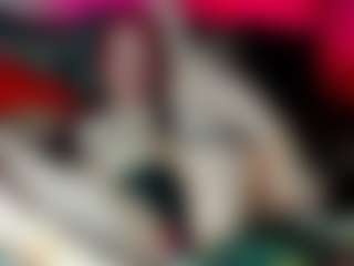 Live cam show with NIKKI AADAMS - Red Hair Fetish on Camsoda