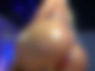 Live cam show with mandypeas - Facial on Camsoda