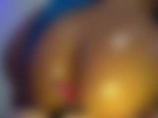 Live cam show with mandypeas - Athletic on Chatstar