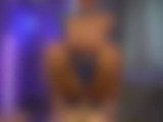 Live cam show with mandypeas - Smoking on Camsoda
