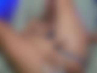 Live cam show with mandypeas - Wet on Camsoda