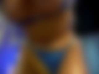 Live cam show with mandypeas - Facial on Camsoda