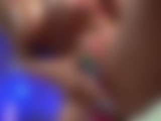 Live cam show with mandypeas - Big Tits on Gym Cam Girls