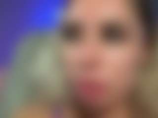 Live cam show with mandypeas - Oil on CamwithHer