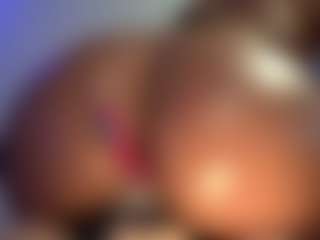 Live cam show with mandypeas - Bikini on Camsoda