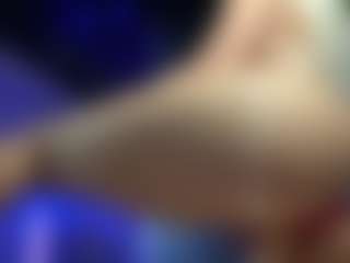 Live cam show with mandypeas - Nipple Piercings on AdultVida.com