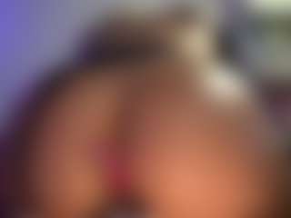mandypeas's Live Sex Cam Show