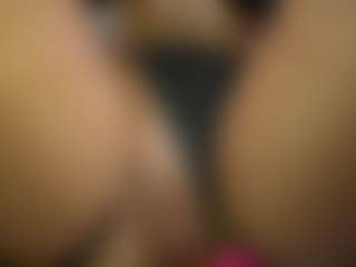 Live cam show with mandypeas - Muscle on Camsoda