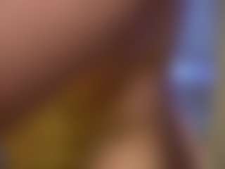 Live cam show with mandypeas - Cute on TeamSkeetLive