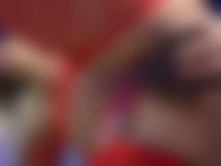 Live cam show with mandypeas - Athletic on madthumbs
