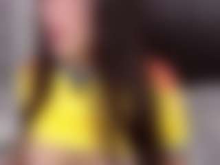Live cam show with saraajhones - Teen (18+) on Dolls Live