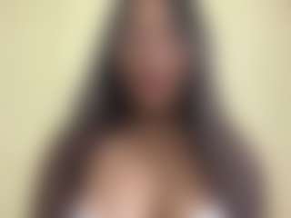 saraajhones's Live Sex Cam Show