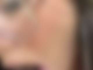 saraajhones's Live Sex Cam Show