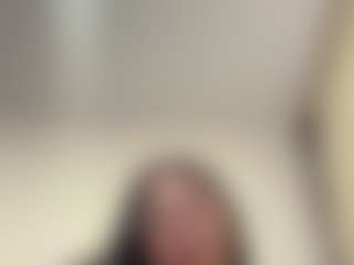 saraajhones's Live Sex Cam Show
