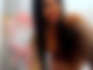 Live cam show with BritneyCharm - Petite on TeamSkeetLive | romania