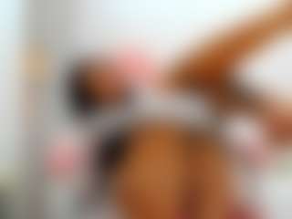 BritneyCharm's Live Sex Cam Show