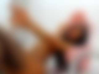 Live cam show with BritneyCharm - BBW on Dolls Live