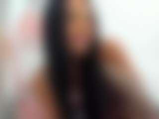 Live cam show with BritneyCharm - Amateur on Mixed Magazine Live