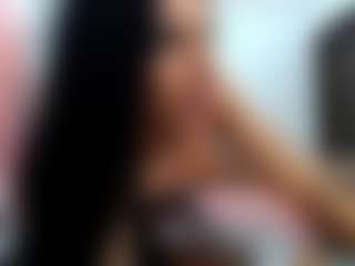 Live cam show with BritneyCharm - Brown Eyes Toys on Camming Site