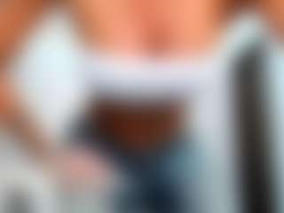 Live cam show with BritneyCharm - Fingering on Camsoda