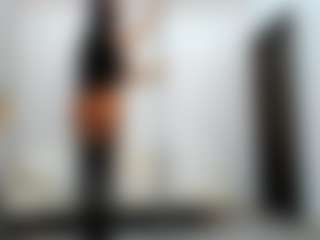 Live cam show with BritneyCharm - Bedroom Curvy on Dolls Live