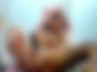 Live cam show with BritneyCharm - Drinking on madthumbs
