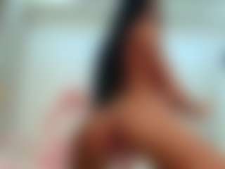 Live cam show with BritneyCharm - Strip Curvy on Camsoda