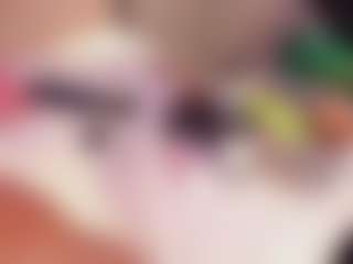 Live cam show with Elaine Brown - Blowjob on livesexfox.com