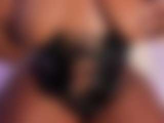 Elaine Brown's Live Sex Cam Show