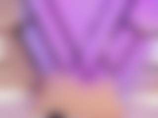 Live cam show with Elaine Brown - Ebony Shaved Pussy on fapnchat