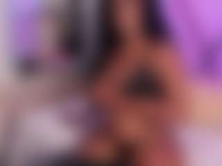 Live cam show with Elaine Brown - Dildo on Camsoda