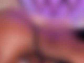 Elaine Brown's Live Sex Cam Show