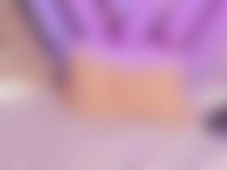 Live cam show with Elaine Brown - Ebony Blowjob on Chatstar